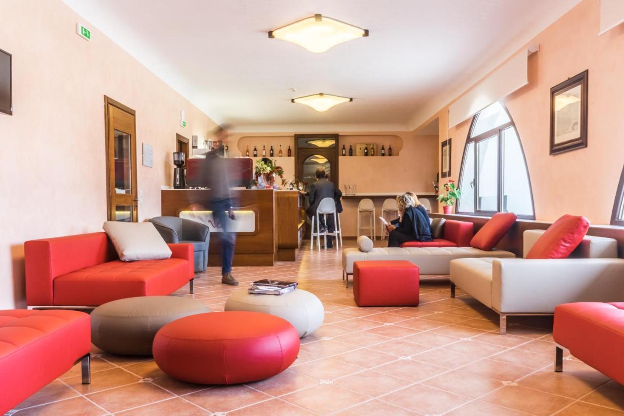 Leone de Castris Wine Hotel Salice Salentino Extérieur photo